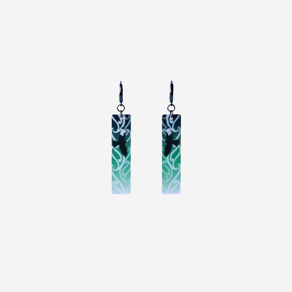 Earrings- Kāhu Ngutukākā