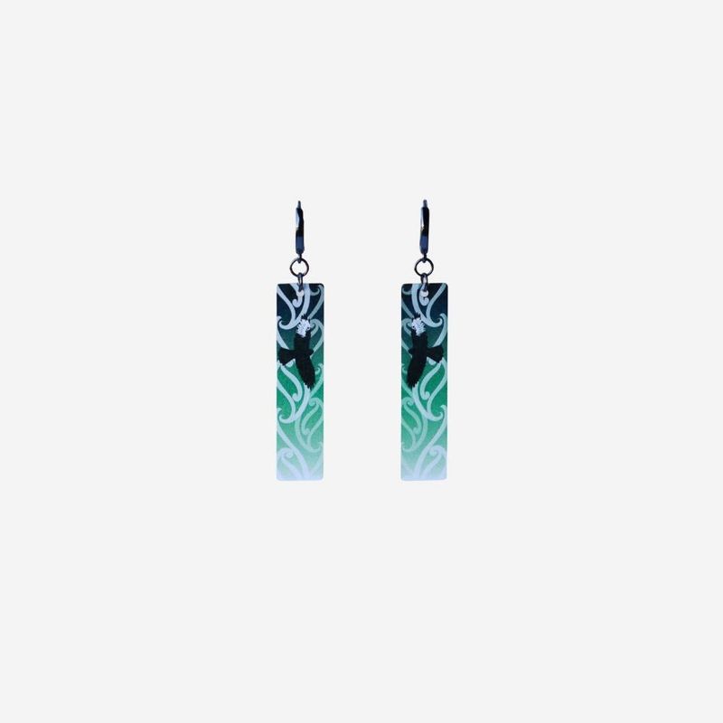 Earrings- Kāhu Ngutukākā