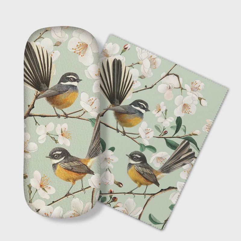 Glasses Case- pīwakawaka/Fantail