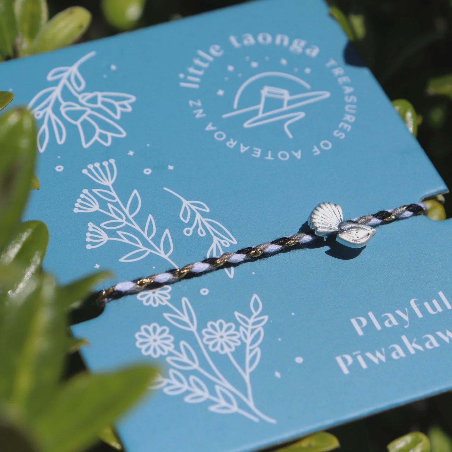 Rope Bracelet- Pīwakawaka (Playful), black