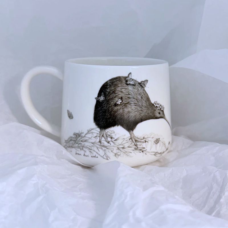 Boxed Mug - Walking with aroha - brown kiwi