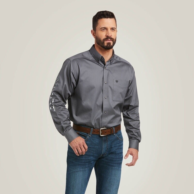 Ariat men&#39;s Team Logo Twill Classic Fit Shirt color: QUIET SHADE Style:10037479