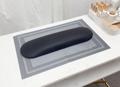 Manicure Hand Pillow (w/Table Mat)