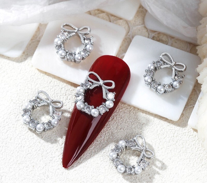 Christmas Charms - Wreath Silver