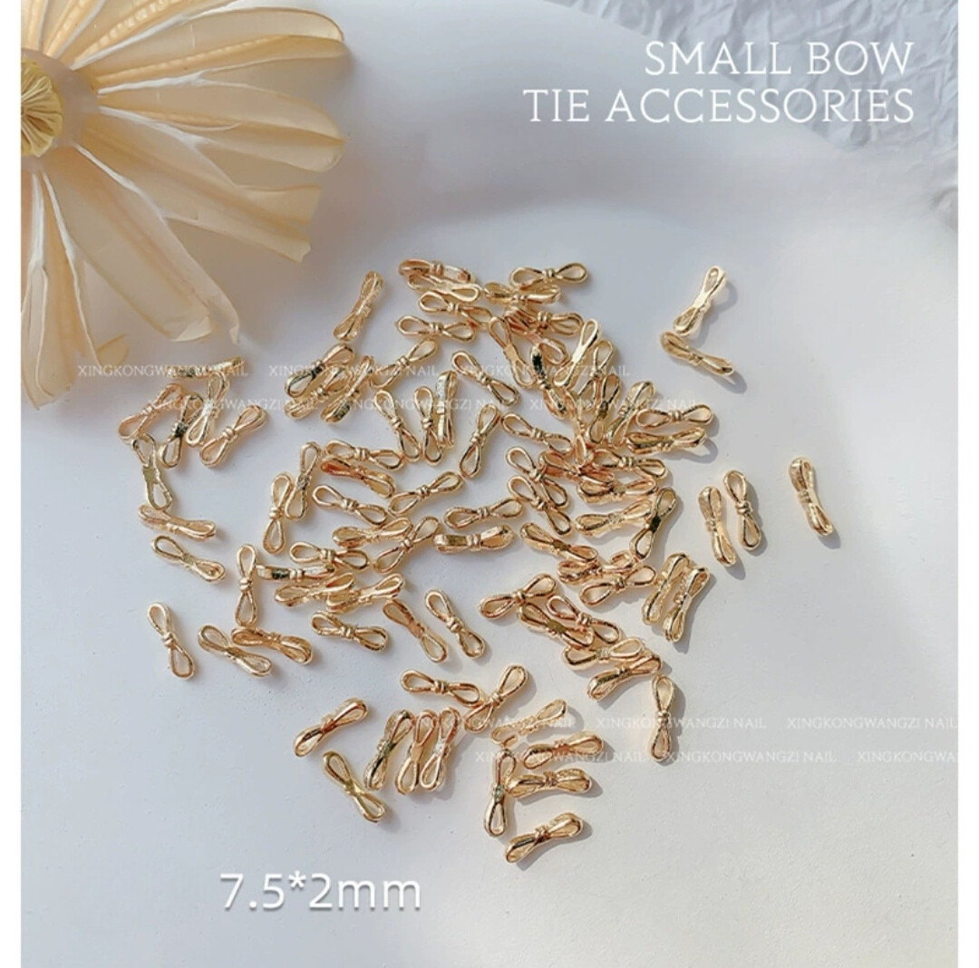 Small Bow Tie Nail Charms, color: Gold