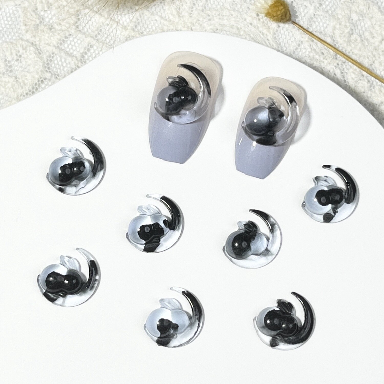 Luminous Moon Bunny Nail Charm (2pcs), Name: Black