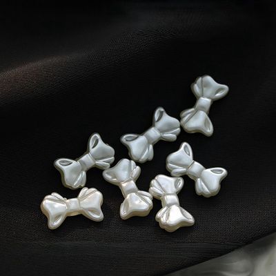 Pearl White Bowtie Nail Charm (2pcs)