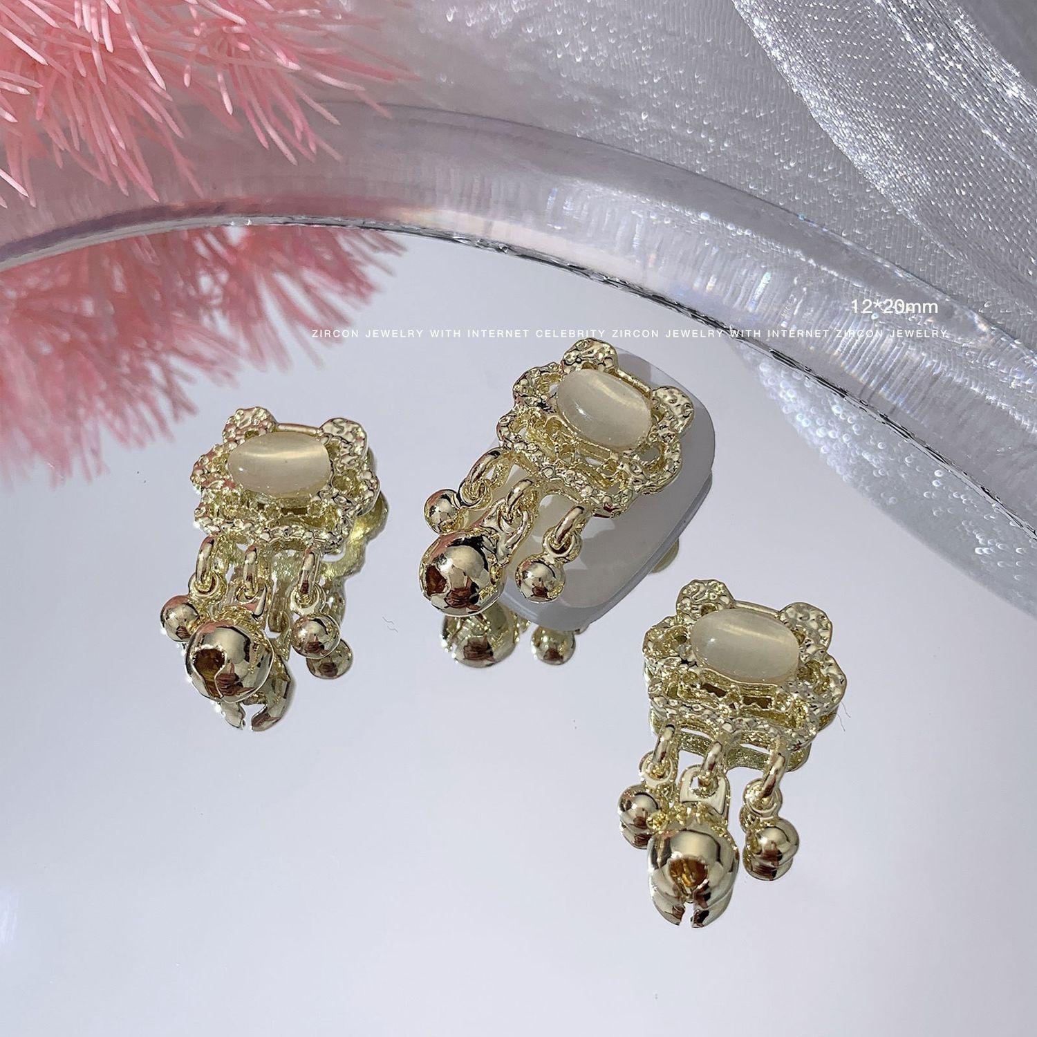 Lock Bell Nail Charm (2pcs), color: Gold