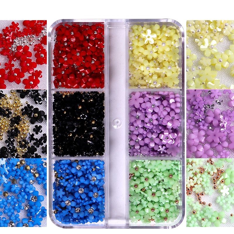 Flower Rhinestone (6 Grids Box ) - D