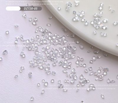 Nail Rhinestone DZ720 -05 50pcs/bag