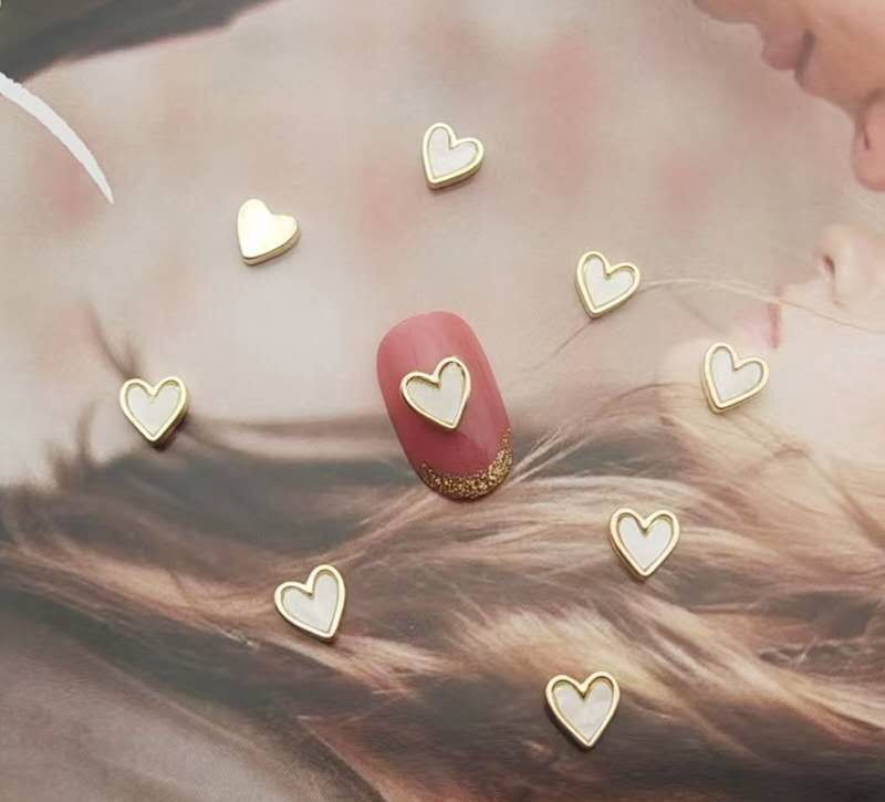Metal Heart Nail Charms 2pcs/bag, color: Gold