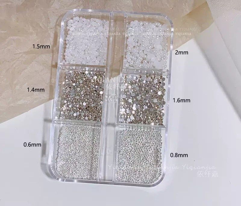 6 Grids Nail Rhinestone, color: #2105