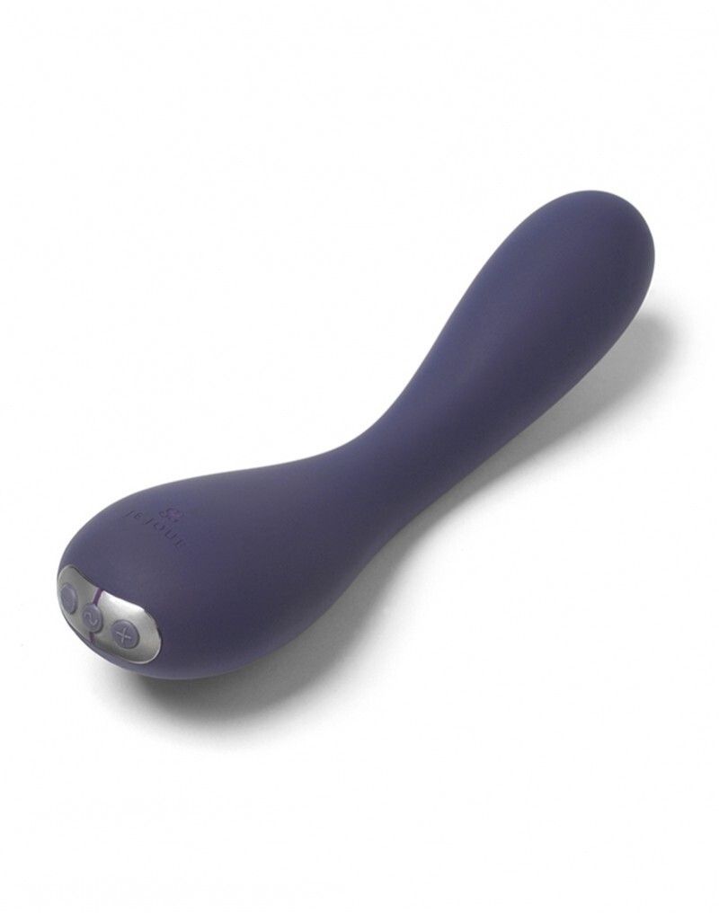 JE JOUE UMA G-SPOT VIBRATOR PAARS