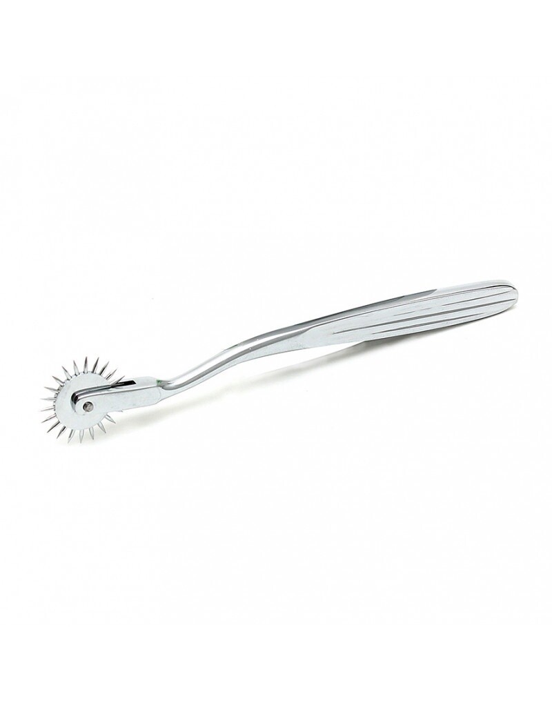 PINWHEEL MET SCHERPE SPIJKERS