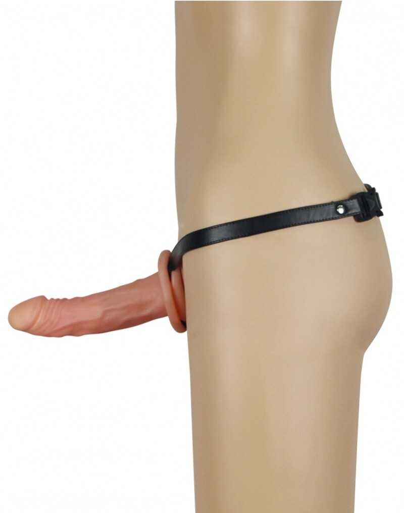 UNISEX HOLLOW STRAP ON 6.5 en quot