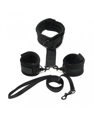 SOFT BONDAGE HALSBAND MET HANDBOEIEN
