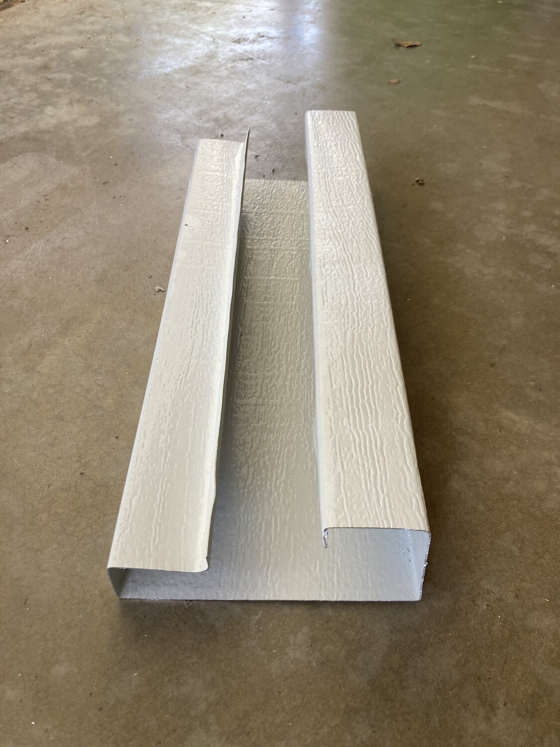 Rollformed Gutter-18"- White
