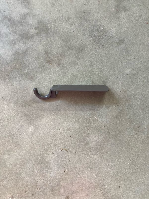 Flat Alumawoodhooks-Brown/Plastic