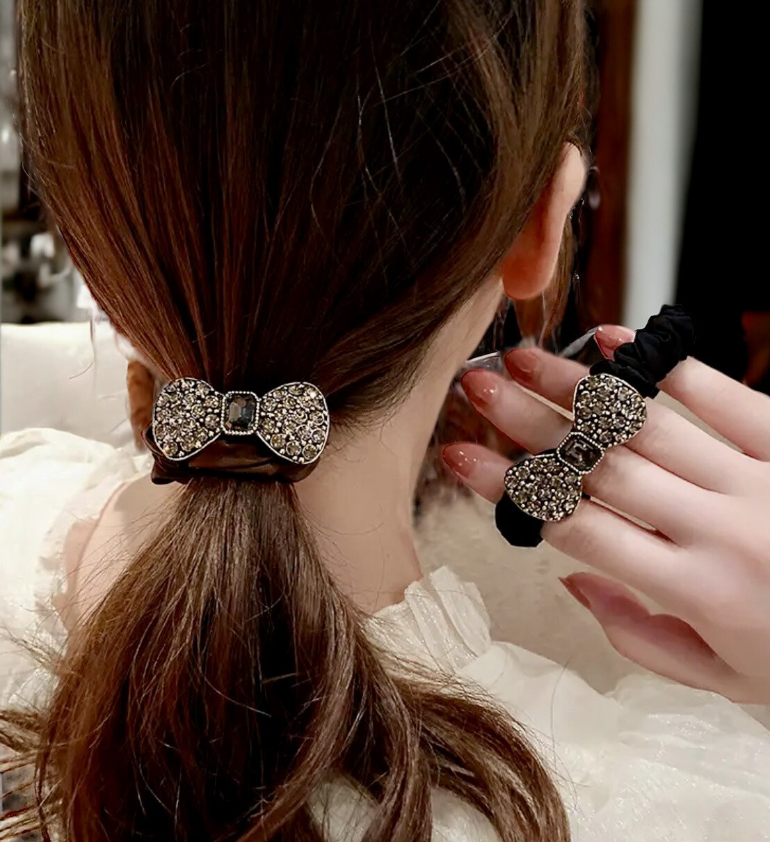 Scrunchie Met Strik - Elastiek Met Kristallen Afwerking - Haar Accessoire