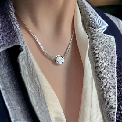 Retro Ketting Met Bedel - Zilveren Ketting - Statement Ketting