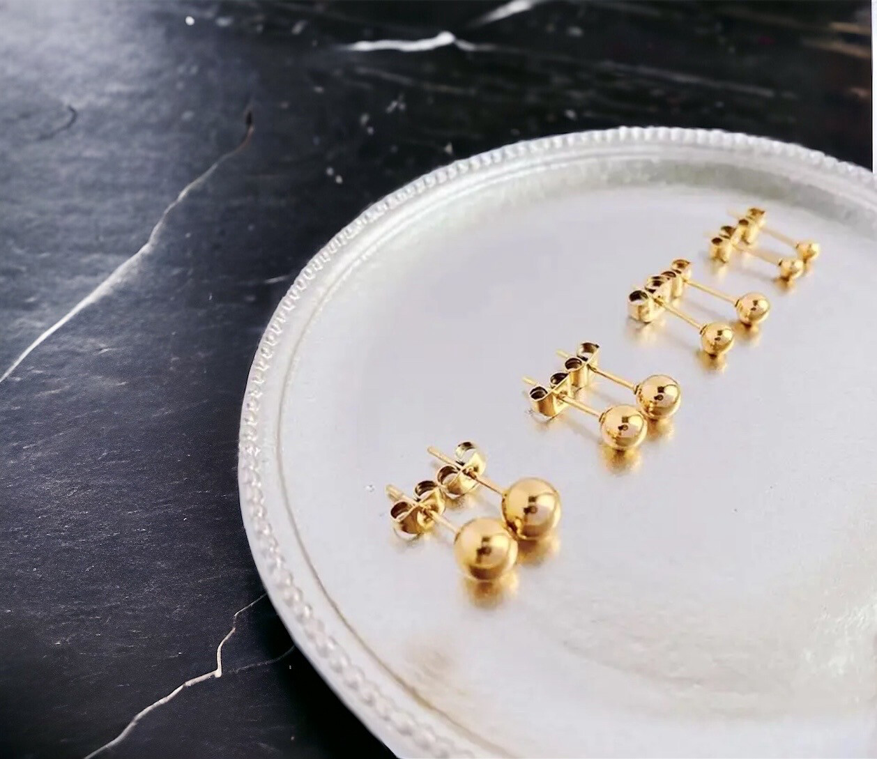 Kleine Bolletjes Oorbellen
