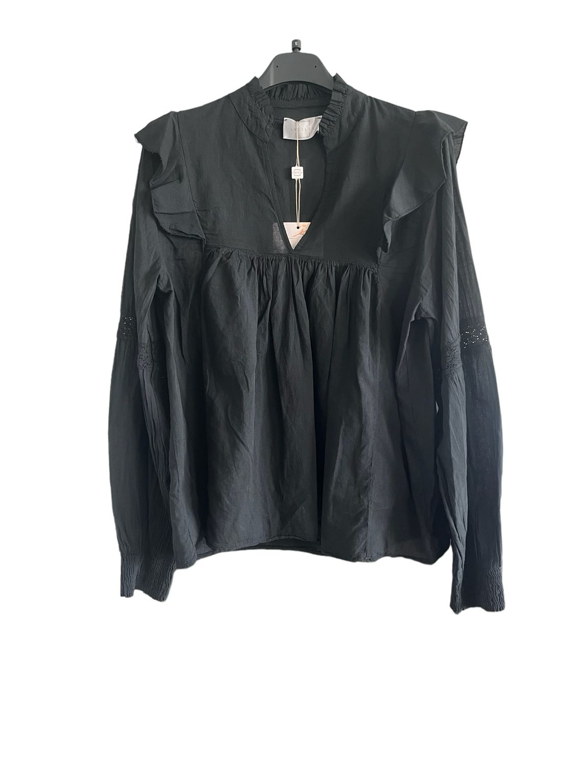Frivole Top - Luchtige Top - Zwarte Top -Top met lange mouwen - Losse top - Top voor dames - Top voor vrouwen - Zwarte Blouse