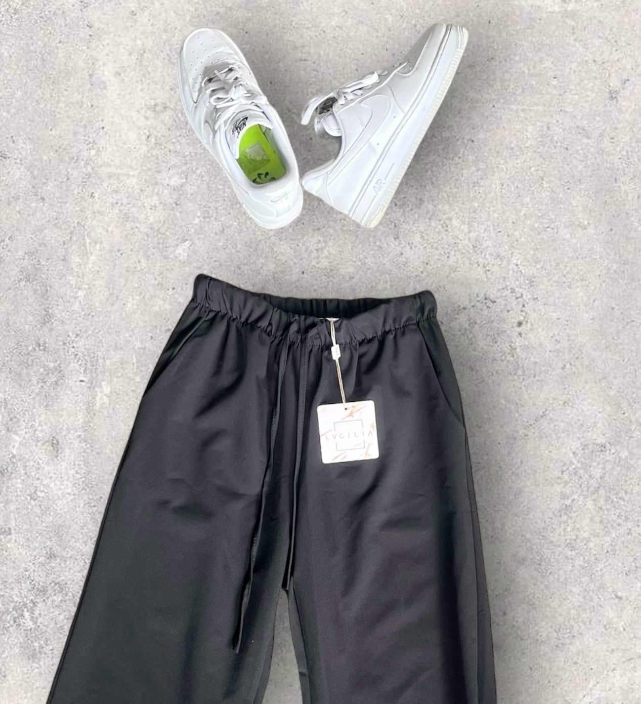 Losse Broek - Mia Broek - Zwarte Broek - Broek Met Elastische Tailleband - broek voor vrouwen