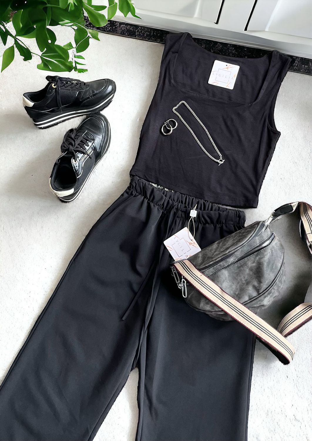Losse Broek - Mia Broek - Zwarte Broek - Broek Met Elastische Tailleband - broek voor vrouwen