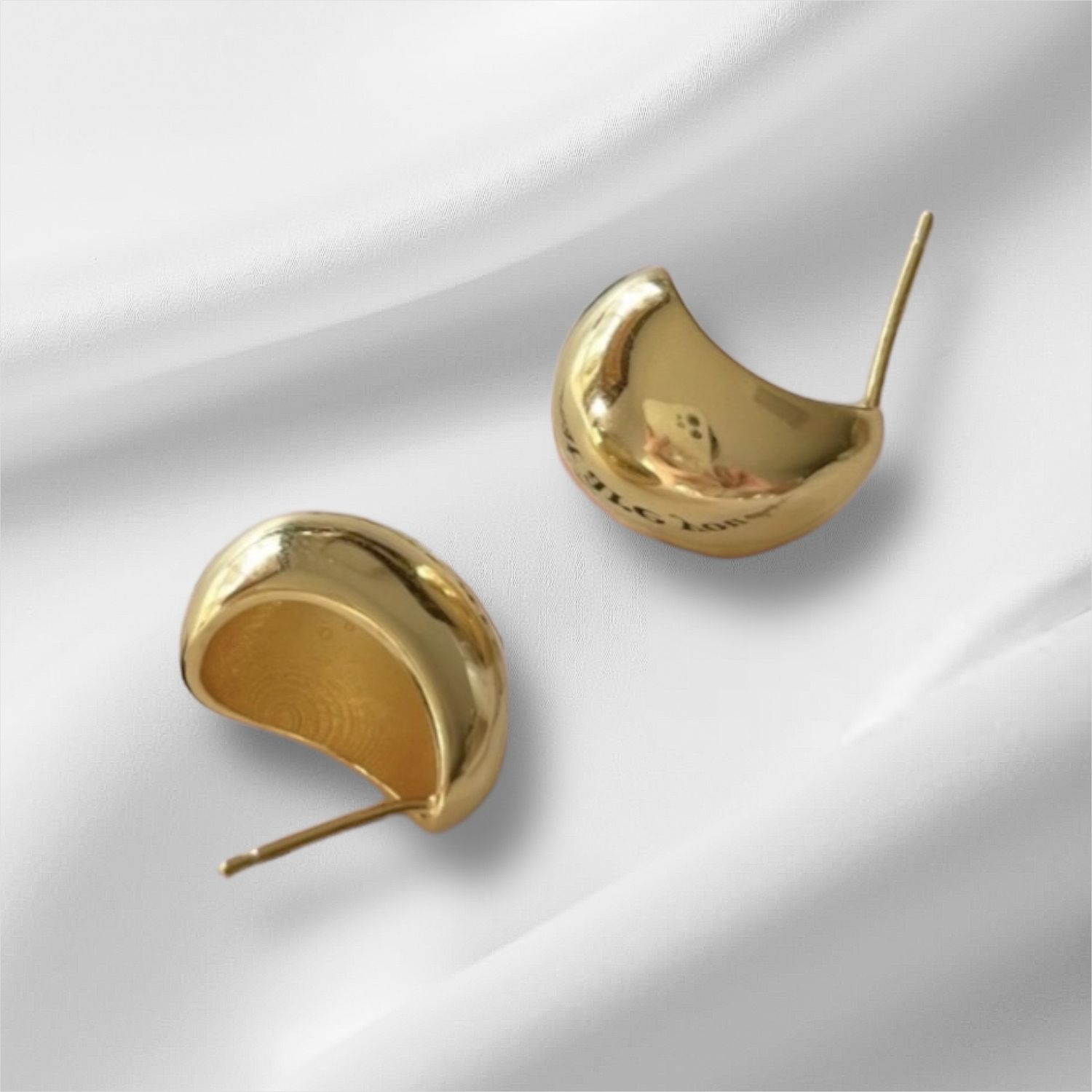Bean Studs - oorbellen - Oorbel Stekers - Zilveren Oorbellen - 18kt gold plated Oorbellen- cadeau tip- cadeau voor haar