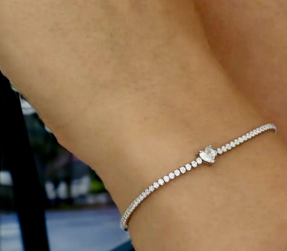 Sparkle Hart Armband - Luxueuze Sparkle Heart Armband - Zilveren Armband Met Steentjes - Armband Voor Vrouwen - Cadeau Tip