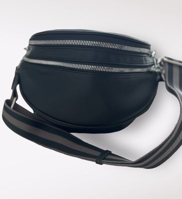 Cross Body Slingertas - Trendy Crossbody Slinger tas - Tas Unisex. - Schouder Tas - Heuptas Met 2 Ritsen