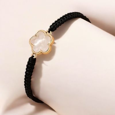 Simpele Gevlochten Verstelbare Armband Met Klaver