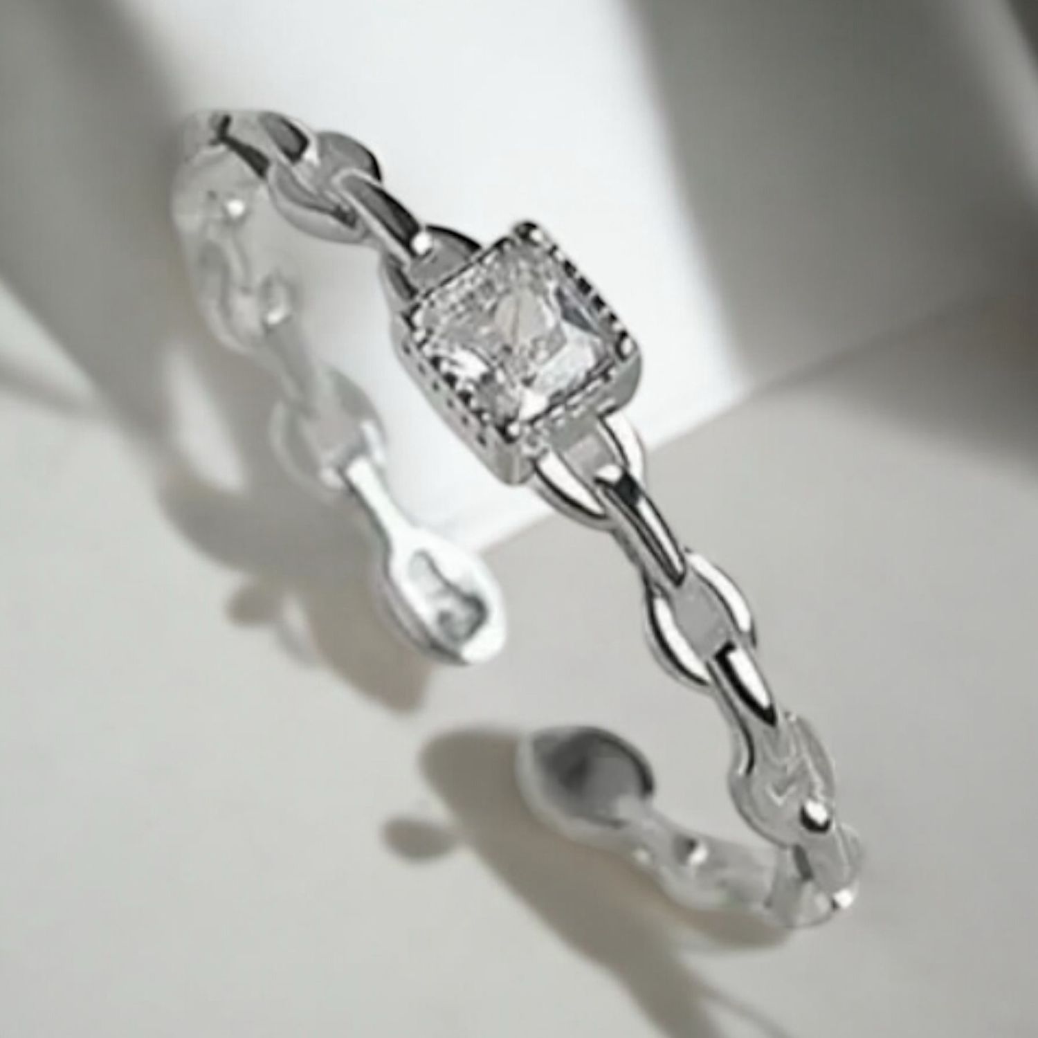 Open Ketting Ring Met Zircon Steentje