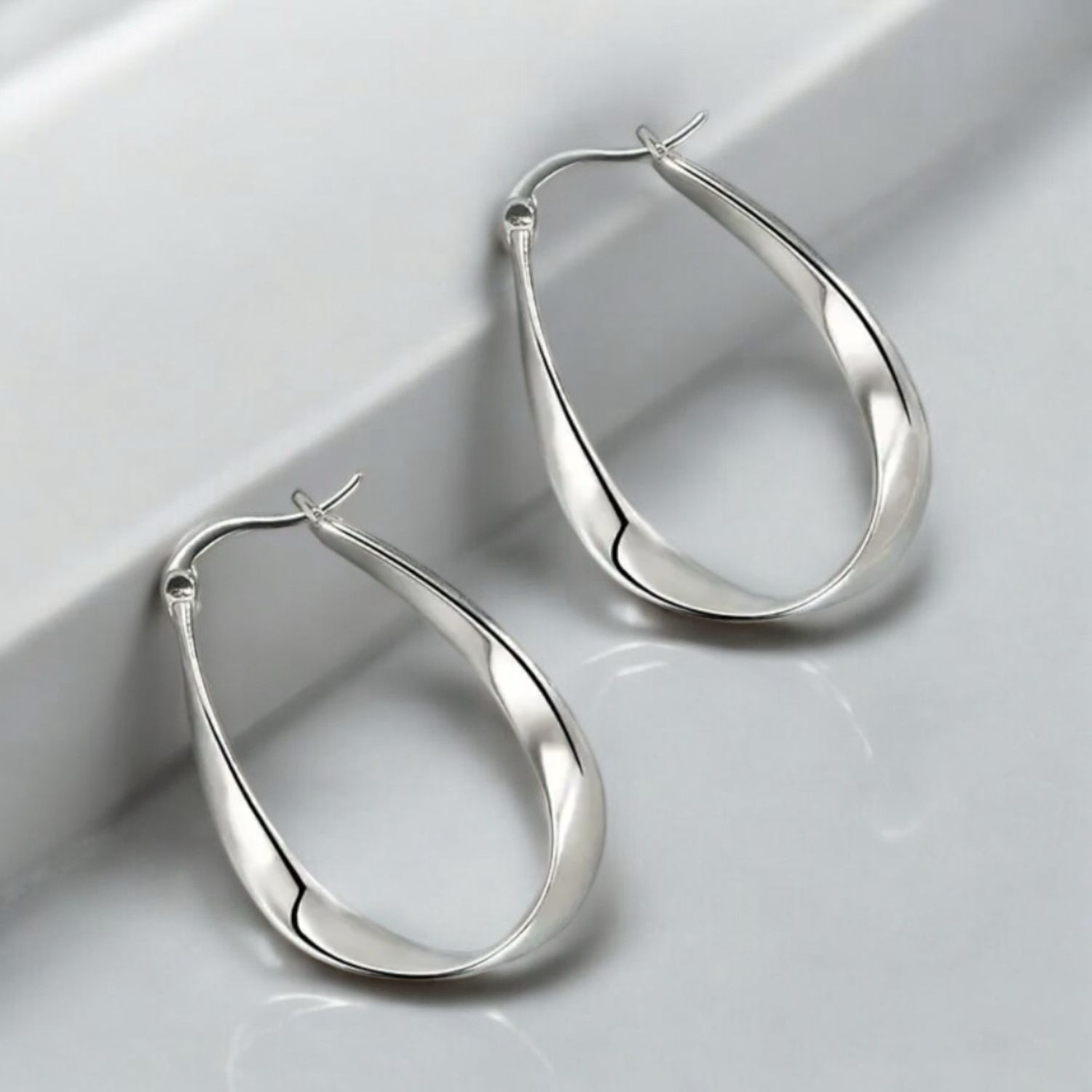 Gedraaide Hoops - Zilveren Hoops - Cadeau Tip - Cadeau Voor Haar