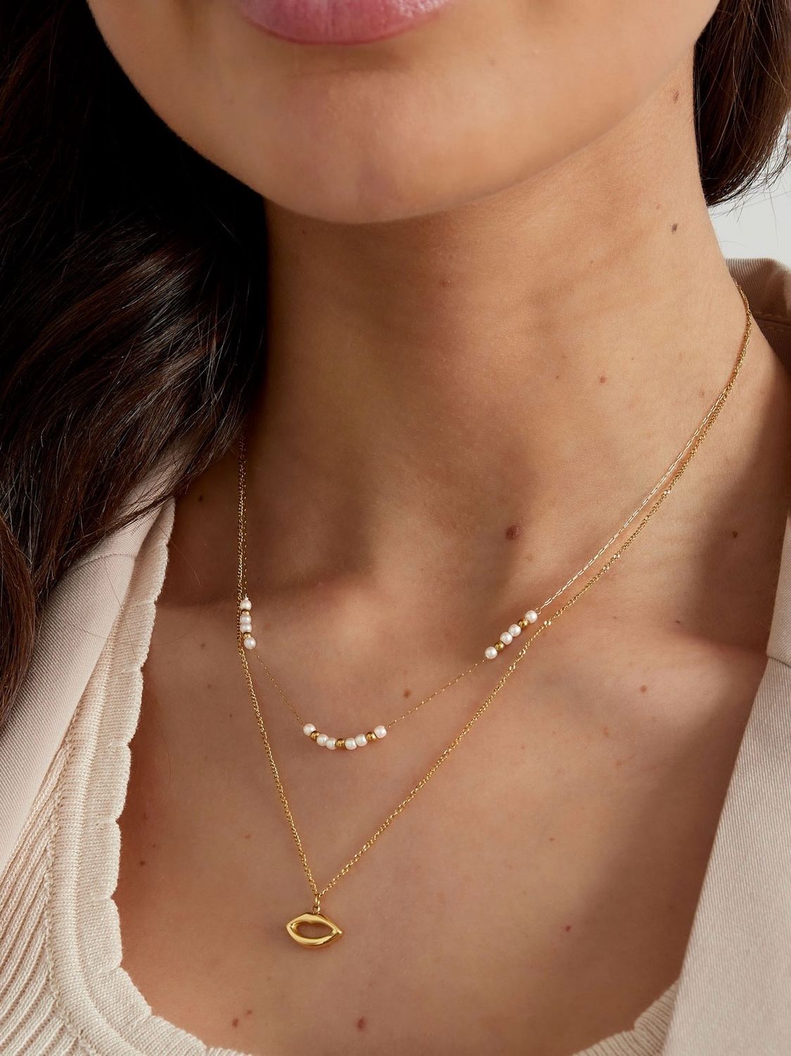 Dubbele Ketting - Kiss Hanger En Parels - Ketting voor vrouwen - Goud - Stainless Steel - Cadeau tip - cadeau voor dames