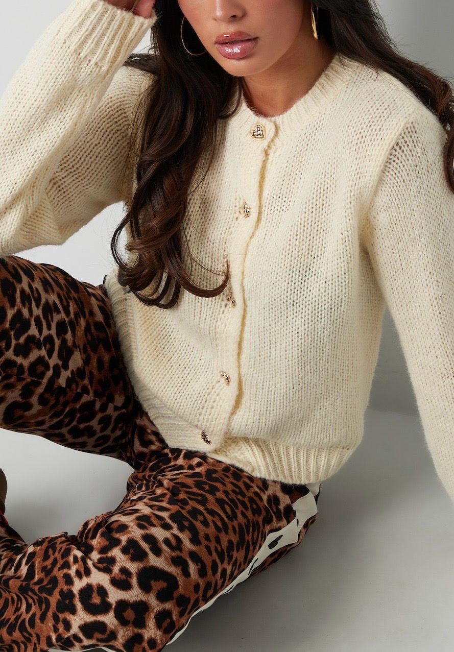 Cardigan Met Hart Knopen - Witte Cardigan - Knitted trui - knitted cardigan - winter trui - sweater with- sweater zwart