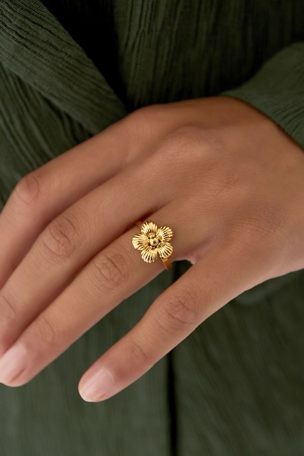 Ring Met Bloem - stainless Steel- 100% Waterproof -Goudkleurig