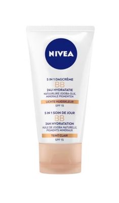 Nivea BB Crème SPF 20 - Dagcrème Met Natuurlijke Jojo Ba Olie - BB Crème Voor Een Lichte Huid