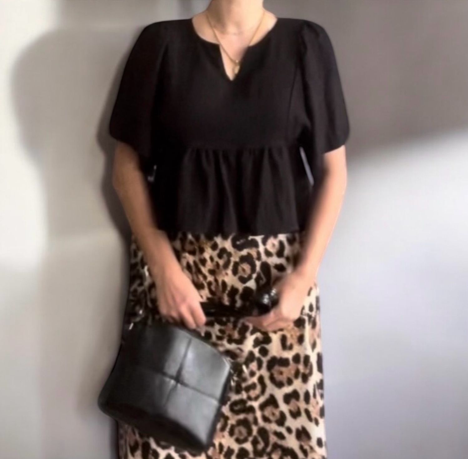 Losse Top - Anna Top Zwart - Top Voor Dames - Korte Top - Zwarte Top - Zomer Top -Blouse - Zwarte Blouse
