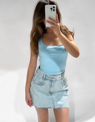 Crop Top - Blauwe top -  Top Met Brede Bandjes - Laag uitgesneden top - Korte top - Zomer Top