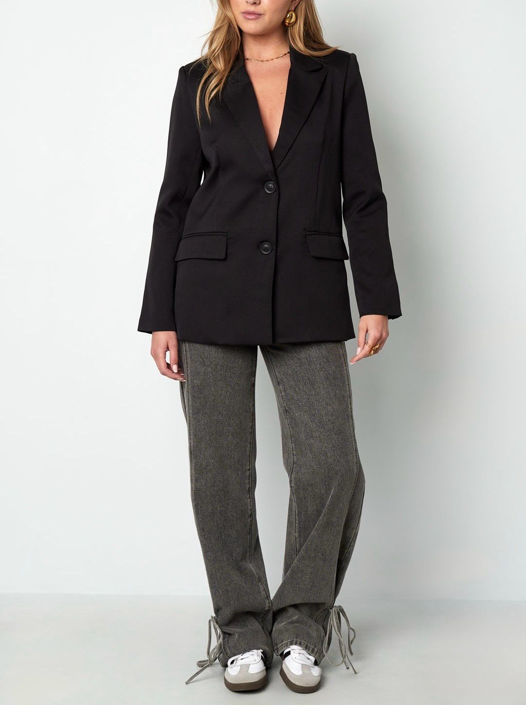 Blazer Zwart Voor Vrouwen - Speciale Blazer- zwarte blazer - dames blazer zwart - blazer met strikken- elegante blazer dames- blazer met details