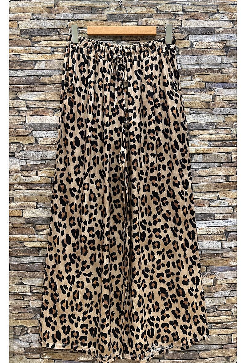Losse broek - panter print - losse zomerbroek- zacht satijnachtige zomerbroek