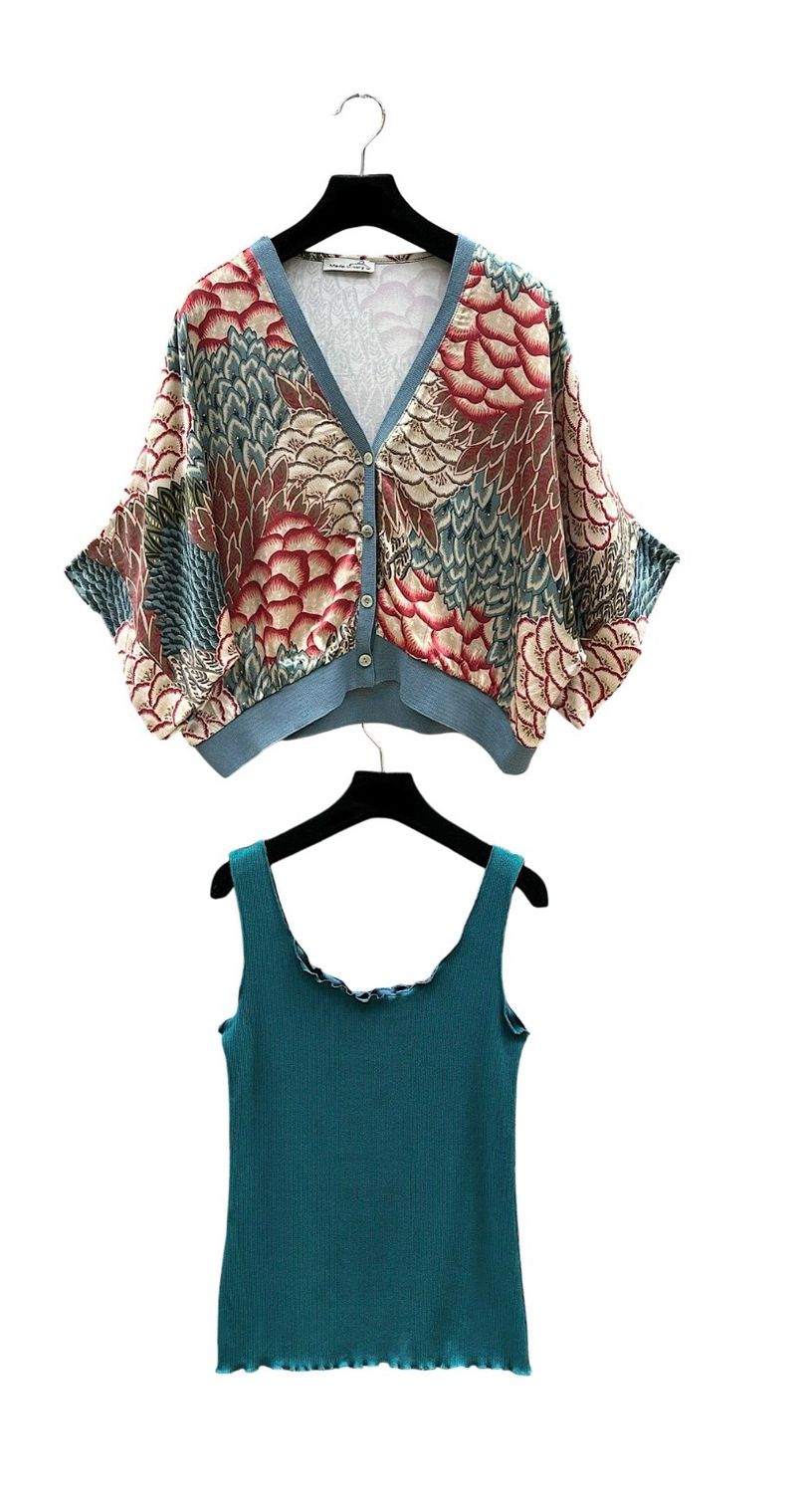 GILET-  cardigan met print-  silk-effect - satin viscose,- loose fit - romantic- one size gilet - cardigan met korte mouwen - losse gilet