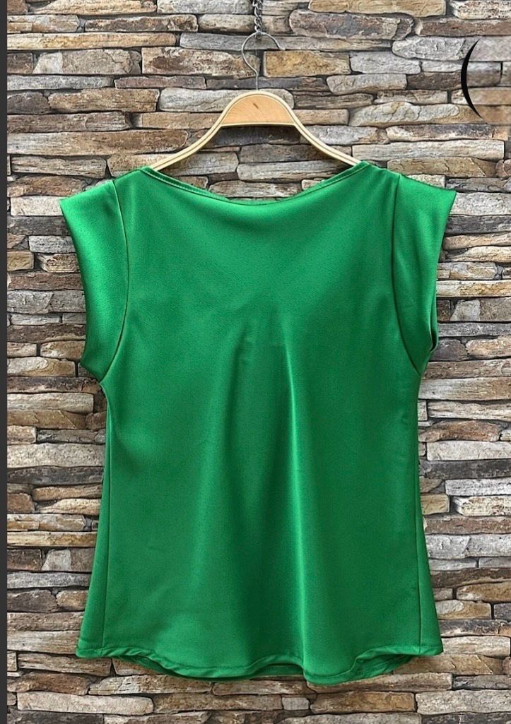 SATINA blouse, satin Look Top Zonder Mouwen- Groene Top- Maat 36/38