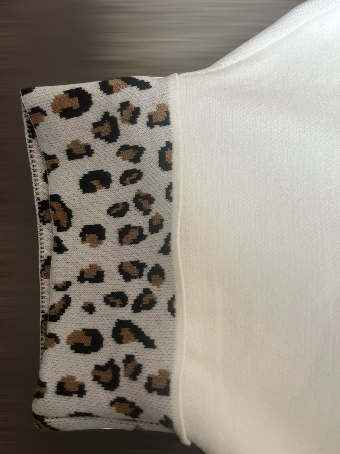 Trui met hoge hals En Korte Mouwen Sweater Met luipaardprint op de mouwen Voor Dames