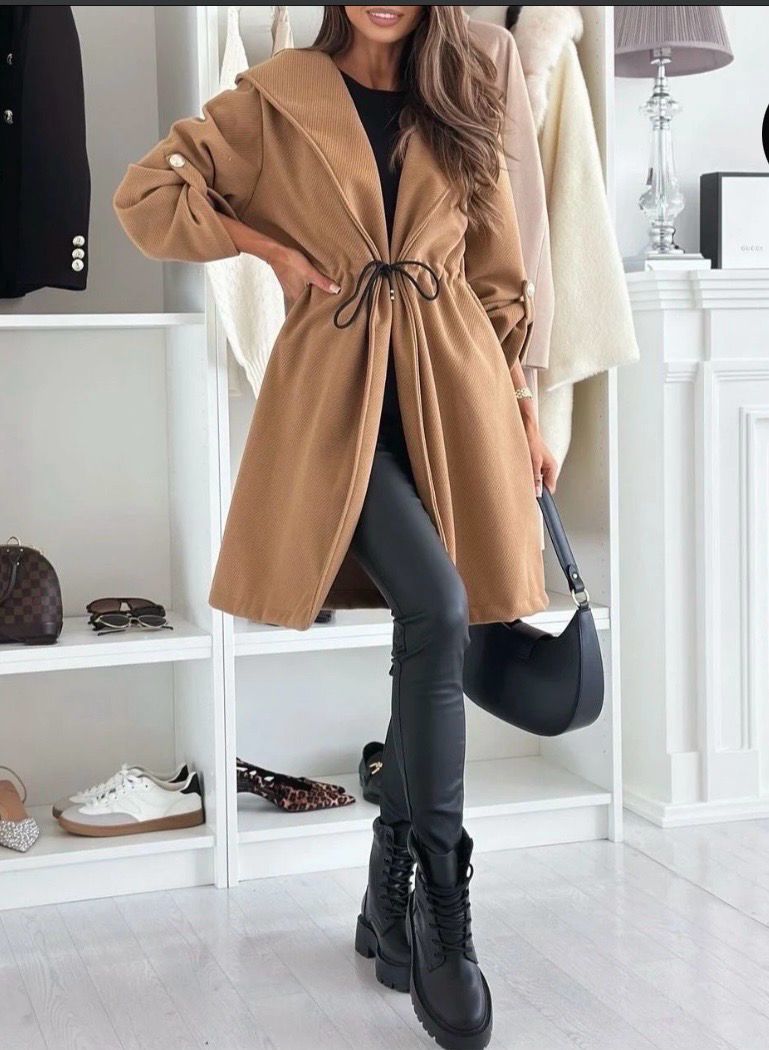 Dames mantel met capuchon – Grijze trenchcoat met strikceintuur – Lichte jas voor voorjaar &amp; herfst