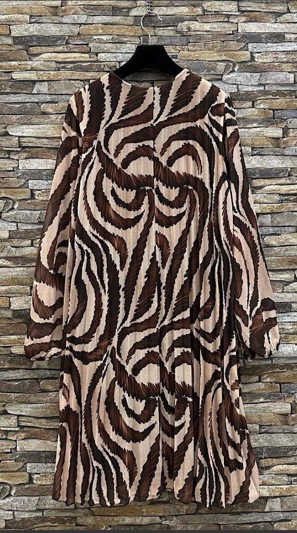 Printed plooijurk met viscose lining- frivole midi jurk voor dames