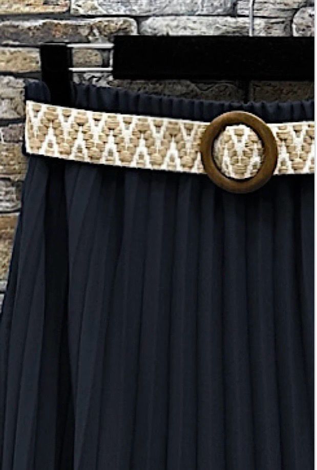 Effen kleur Vloeiende plooirok met viscose lining- midi rok met bohemian belt