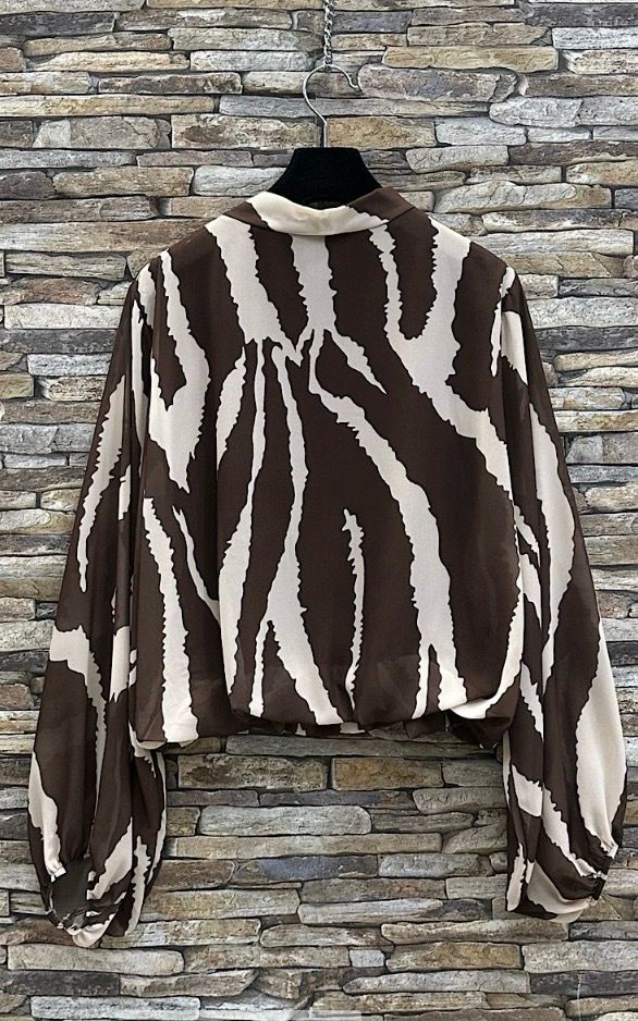 Chique blouse met print en romantische soepelvallende mouwen – trendy met viscose voering