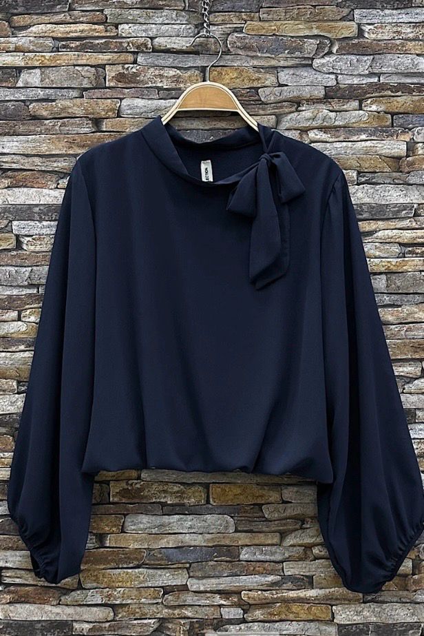 Chique blouse met print en romantische soepelvallende mouwen – trendy met viscose voering